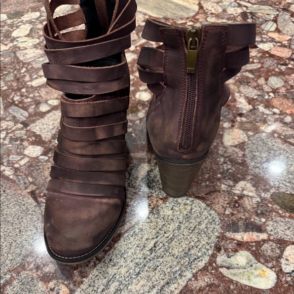 FREE-PEOPLE Bootie - Picture 3 of 4